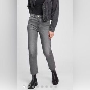 GAP Women's cheeky straight high rise ankle gray Jeans raw hem